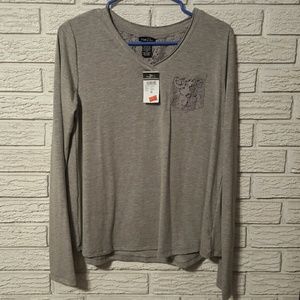 Women's Rue 21 Top Size Medium